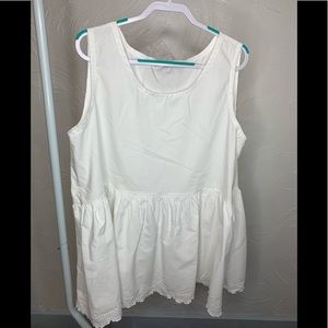 Seaside Blonde Women’s White Tank Top  Size 2-3XL